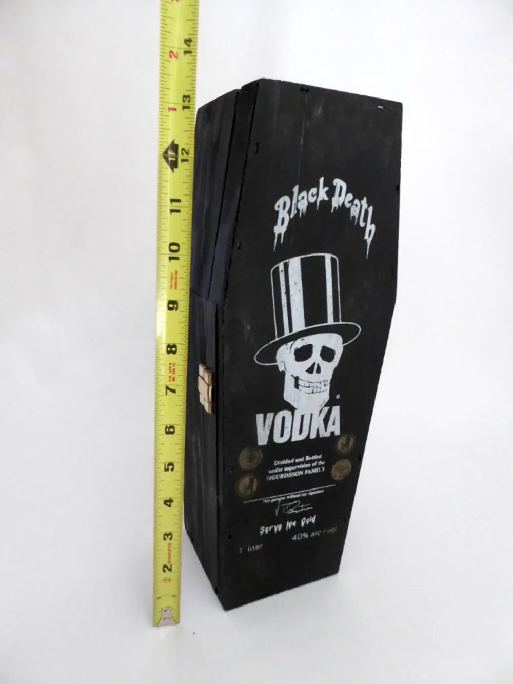 VINTAGE BLACK DEATH VODKA WOOD COFFIN GUNS N’ ROSES SKULL LIQUOR BOX ONLY